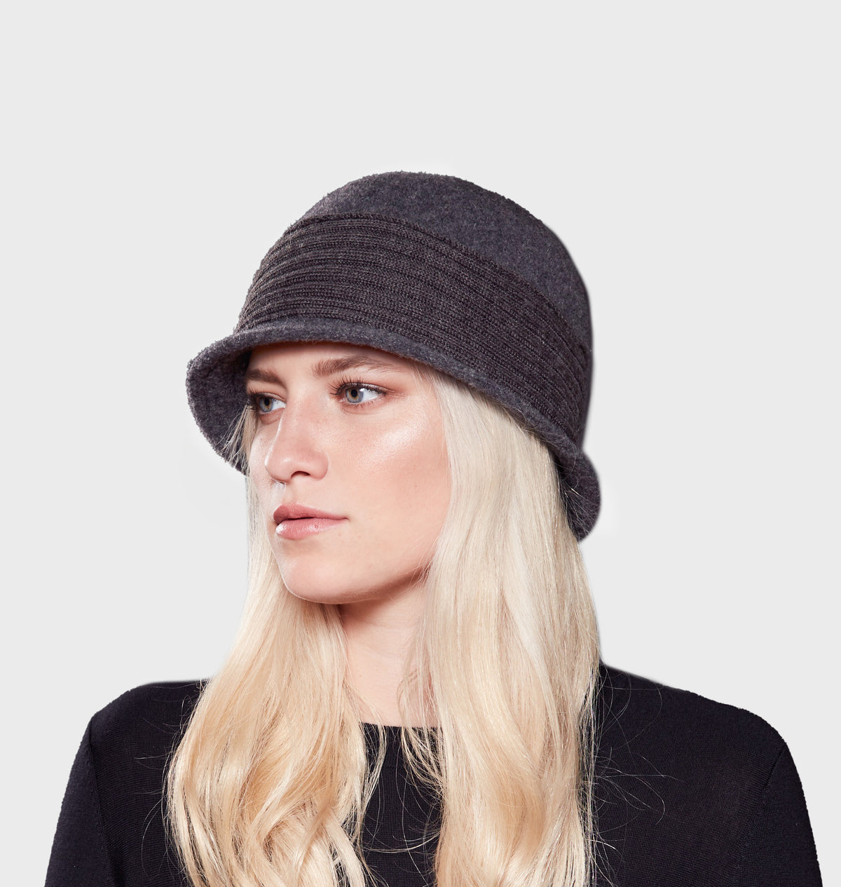 CLARA - SOFT WOOL CLOCHE